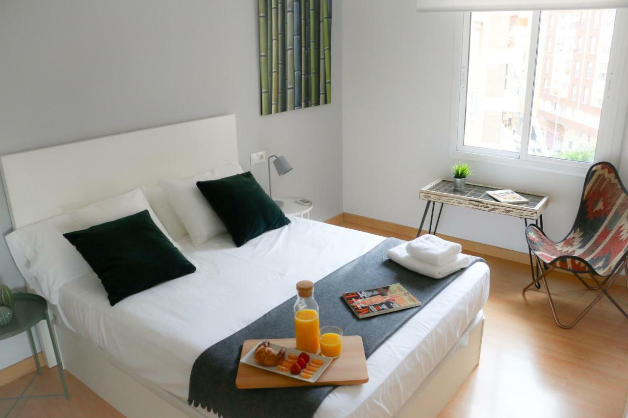 Malagueta Blue Apartment มาลากา ภายนอก รูปภาพ