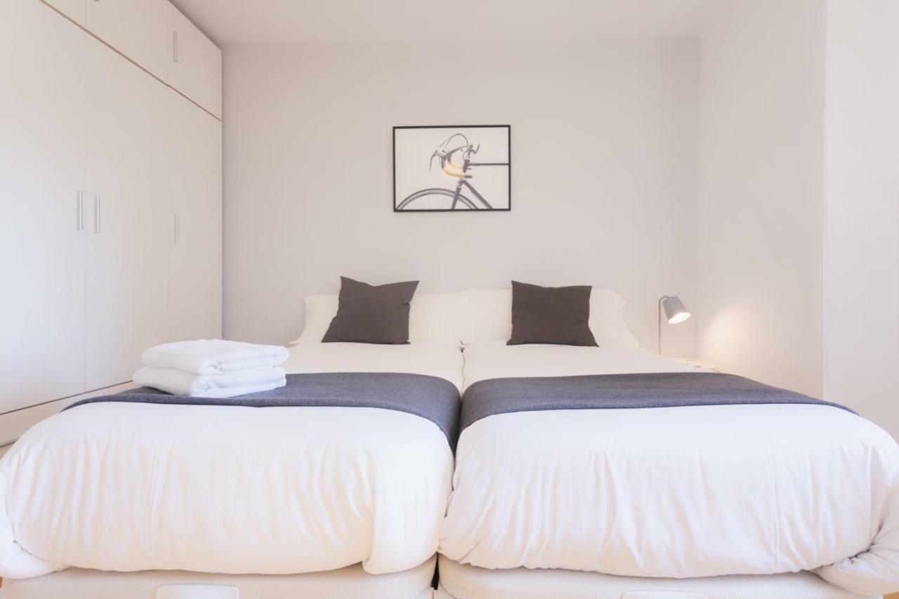 Malagueta Blue Apartment มาลากา ภายนอก รูปภาพ
